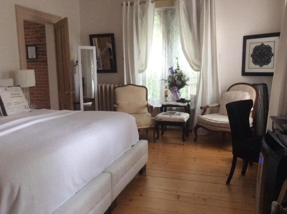 Ile De Garde B&B Sherbrooke Kültér fotó