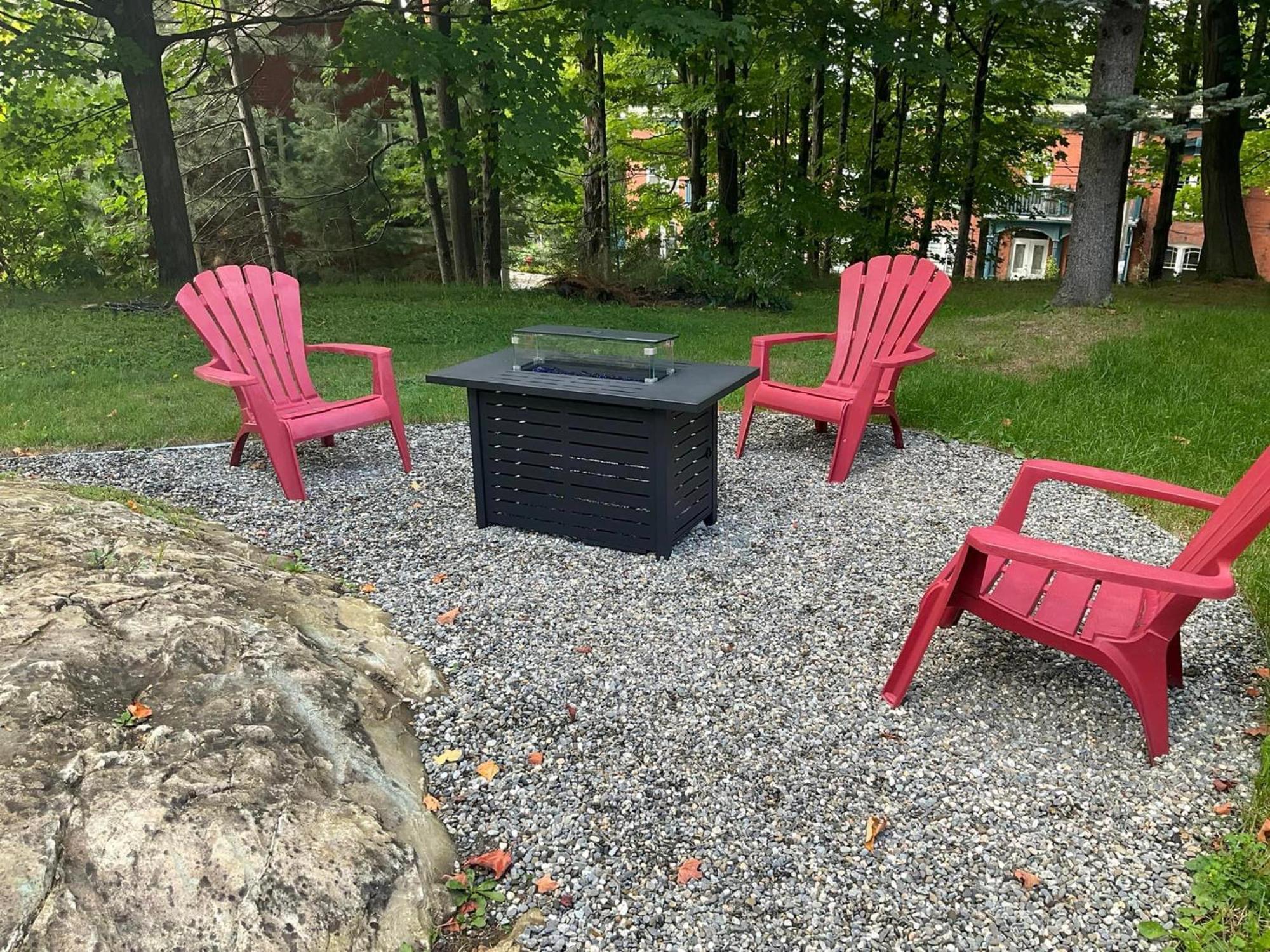 Ile De Garde B&B Sherbrooke Kültér fotó