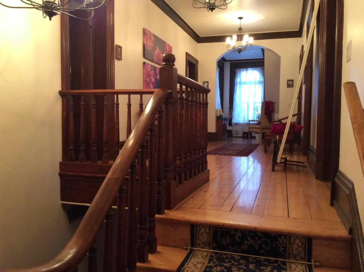 Ile De Garde B&B Sherbrooke Kültér fotó